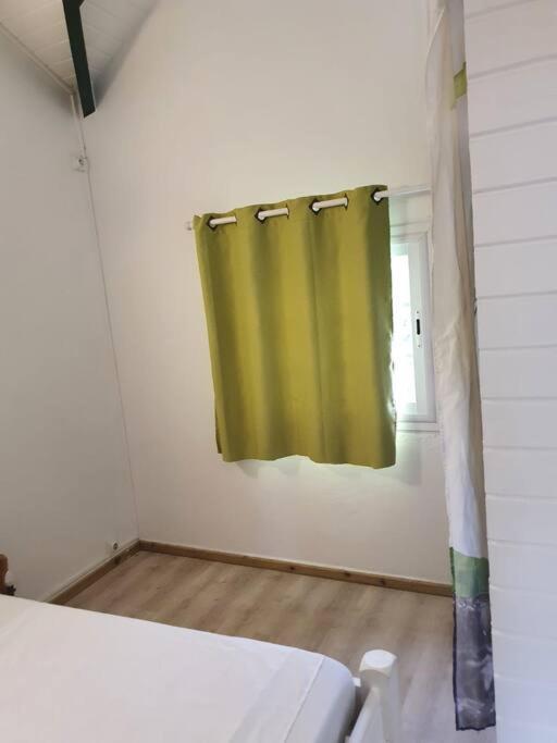 Le Sable Bleu - Evasion Tropicale A Sainte-Anne - Plage 5Min - Piscine - Parking - Logement Climatise - Vue Sur Les Palmiers - Parfait Pour Sejours En Famille Ou Entre Amis 外观 照片